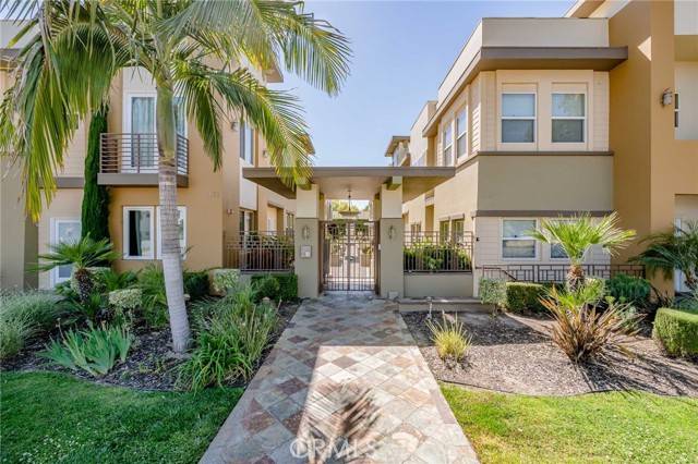 Pasadena, CA 91101,441 N Los Robles Avenue #16