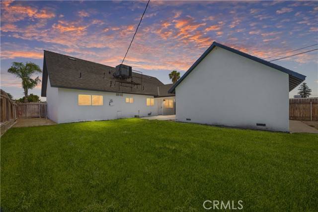 Bakersfield, CA 93304,3009 Delburn Street
