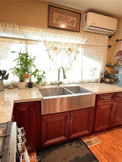 Bell, CA 90201,5162 E Florence Avenue Spc. #58