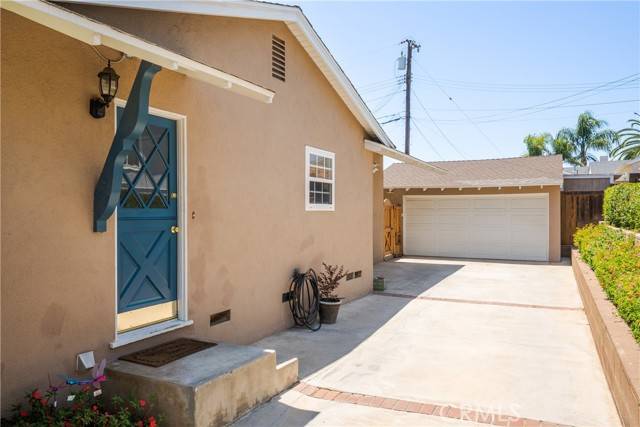 Covina, CA 91724,469 N Nearglen Avenue