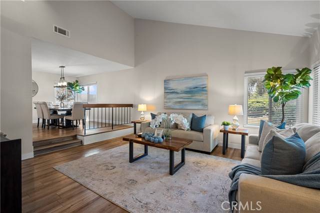 San Dimas, CA 91773,998 Calle Primavera