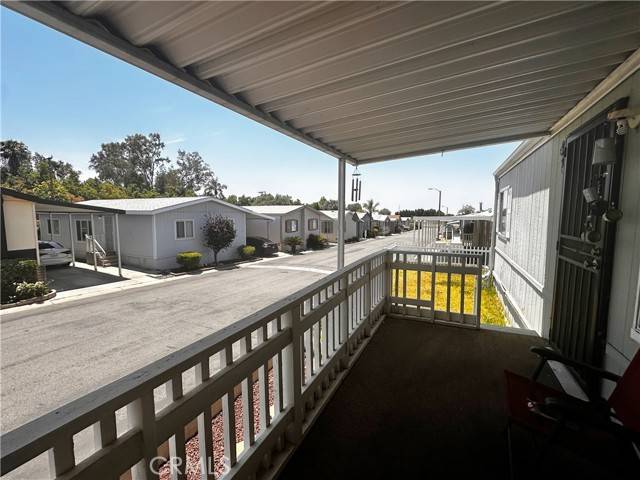 Mentone, CA 92359,2140 Mentone #97