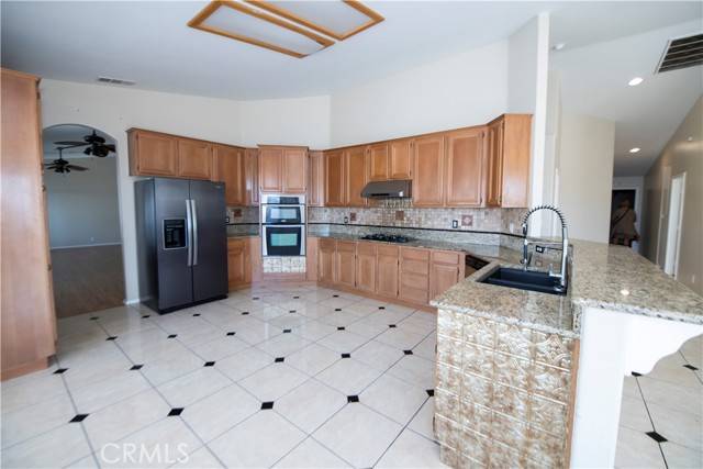Apple Valley, CA 92308,13436 Havasu Road