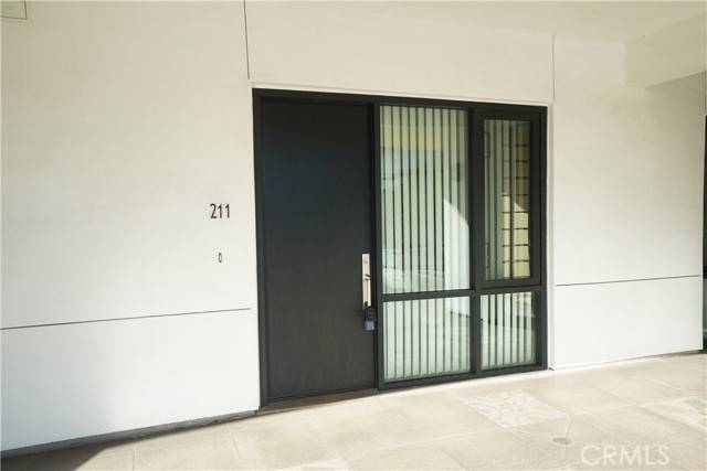 Alhambra, CA 91801,210 N Monterey Street #211