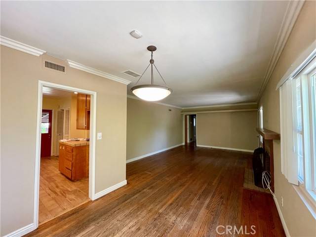 Claremont, CA 91711,1480 N Mills Avenue #A
