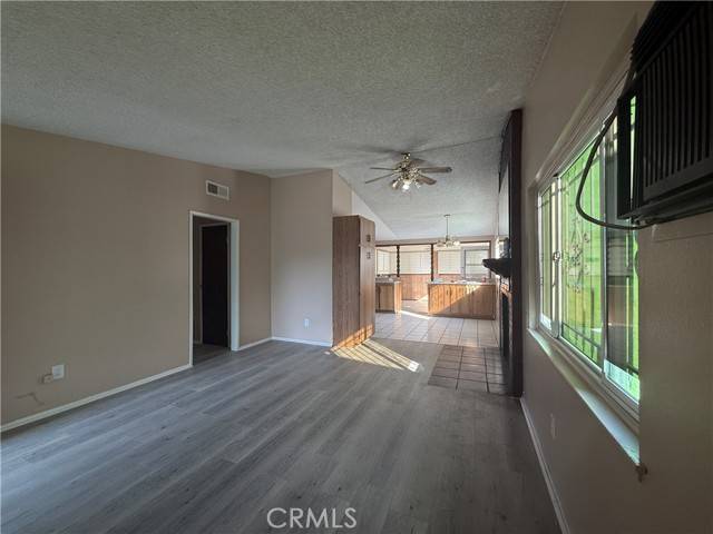 Rialto, CA 92376,941 S Sycamore Avenue