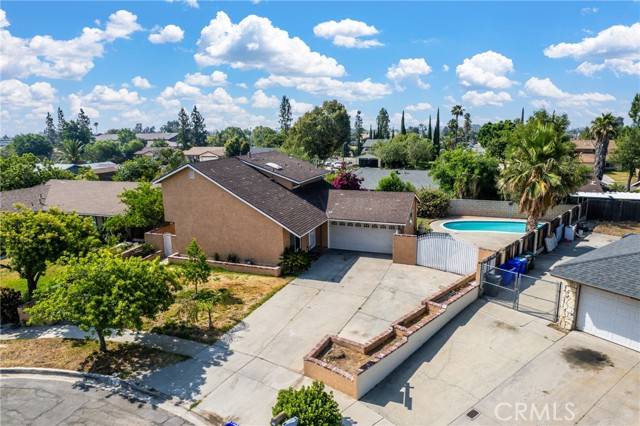 Fontana, CA 92336,17571 Shamrock Avenue