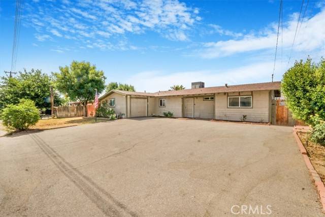 Yucaipa, CA 92399,33962 Clark Lane
