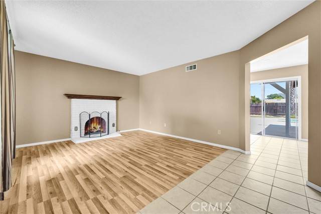 San Bernardino, CA 92407,5235 Lakewood Drive