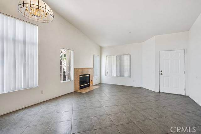 Fontana, CA 92335,16205 Seville Avenue