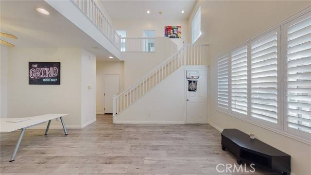 La Mirada, CA 90638,16348 Creekside Place