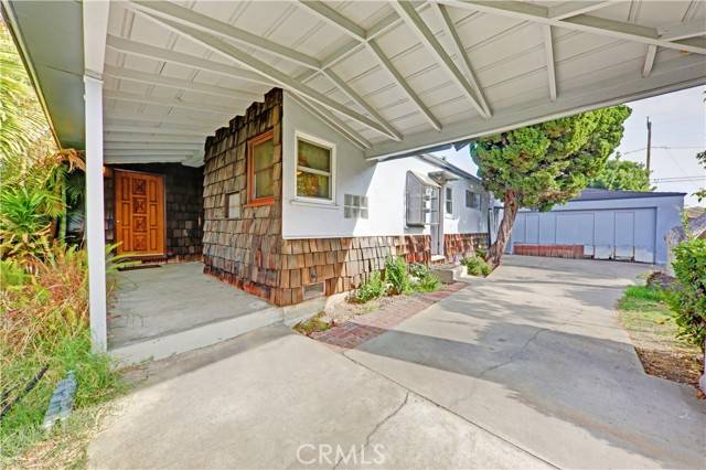 Downey, CA 90242,12074 Rives Avenue