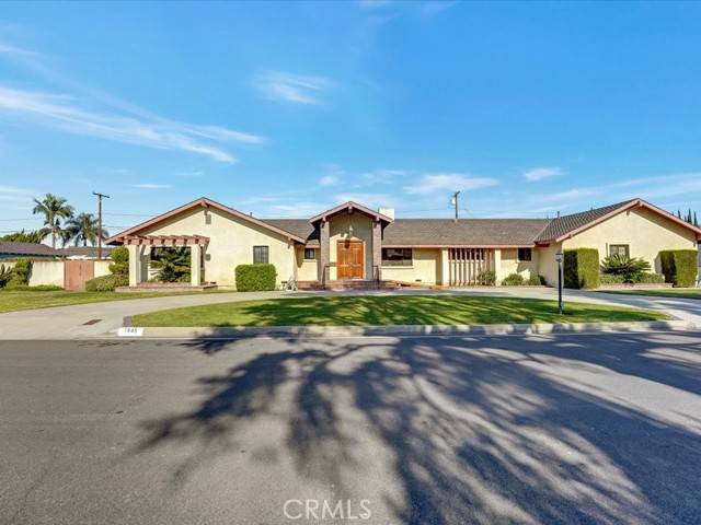 Downey, CA 90241,7845 Farm Street