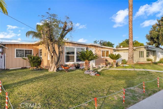 Downey, CA 90242,9953 Foster Road