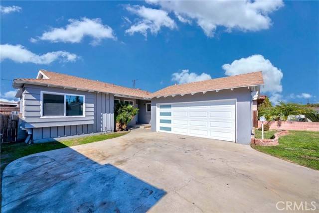 Downey, CA 90242,12133 Gneiss Avenue