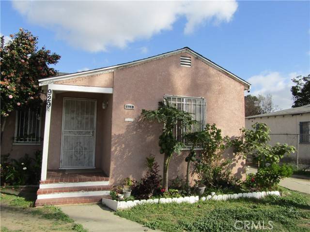 Compton, CA 90221,929 E Kay Street