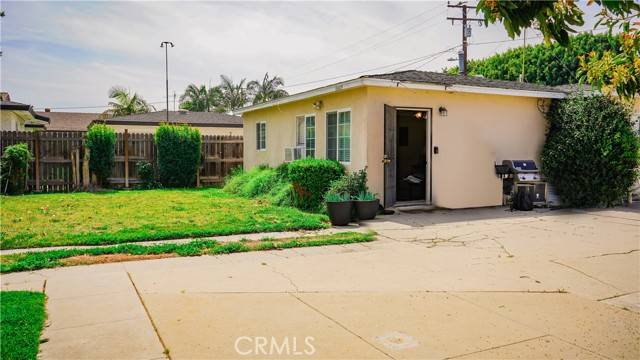 Artesia, CA 90701,18405 Horst Avenue