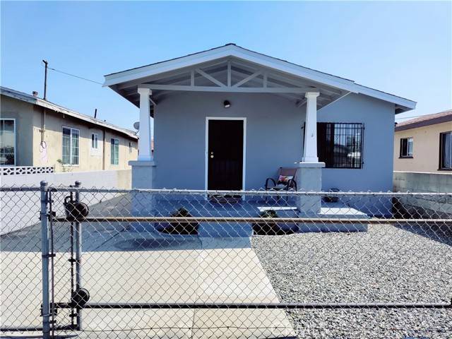 Maywood, CA 90270,4564 E 60th Street