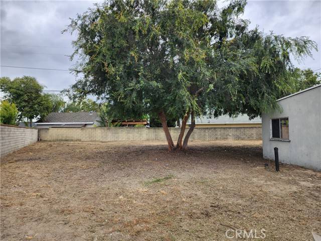 Bellflower, CA 90706,13852 Cowley Avenue