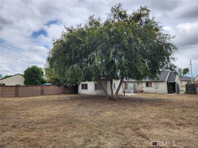 Bellflower, CA 90706,13852 Cowley Avenue