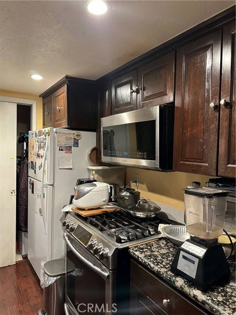 North Hills, CA 91343,9047 Langdon Avenue #6