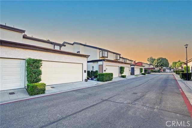 Santa Fe Springs, CA 90670,10027 Aspen Circle