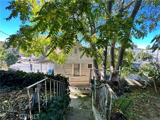 Los Angeles, CA 90026,1523 Cortez Street