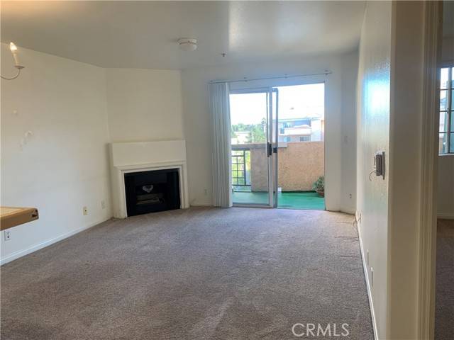 Downey, CA 90241,11410 Brookshire Avenue #404