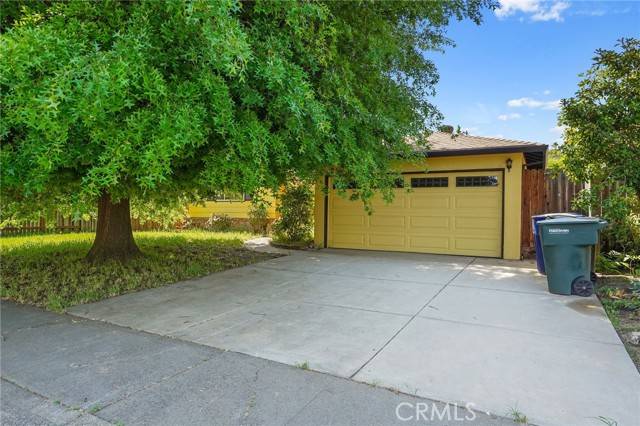 Sacramento, CA 95822,1690 Wakefield Way