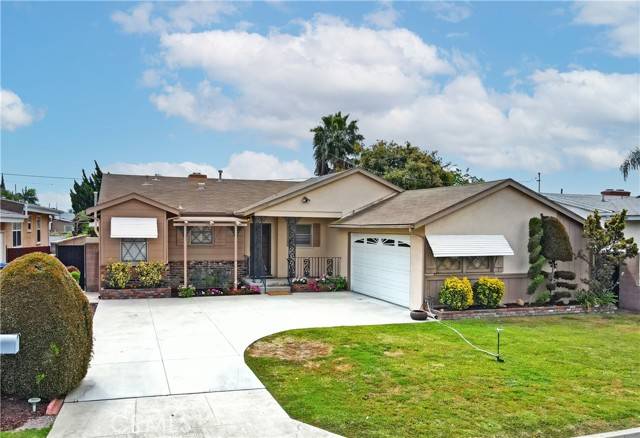 Downey, CA 90241,11614 Salford Avenue