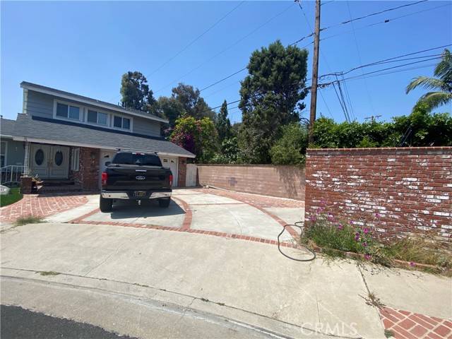 Downey, CA 90241,10923 Pernell Avenue