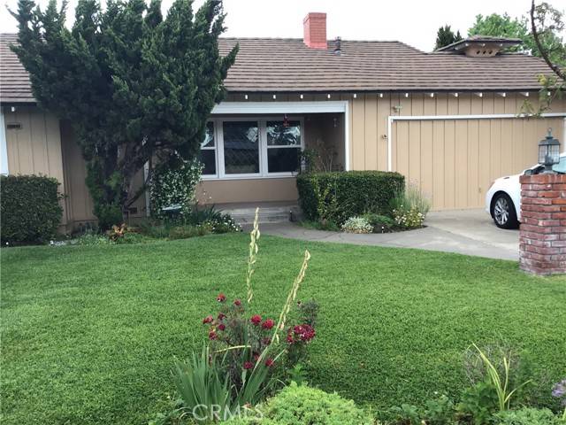 Downey, CA 90240,8575 Lubec Street