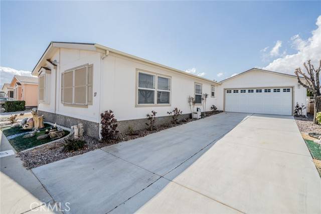 Apple Valley, CA 92308,22241 Nisqually #27