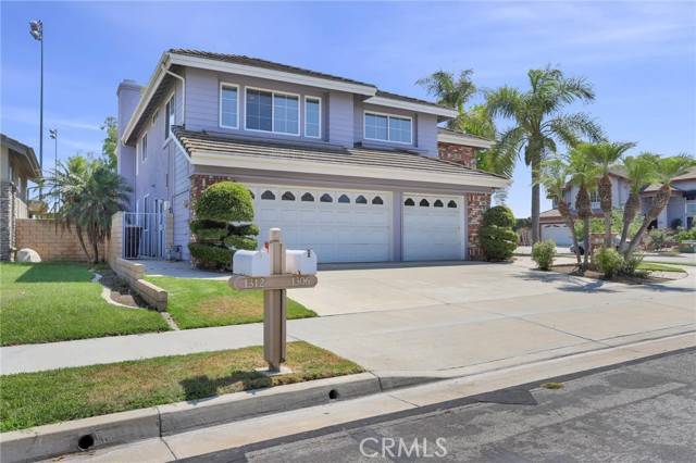 Placentia, CA 92870,1306 Garten Drive