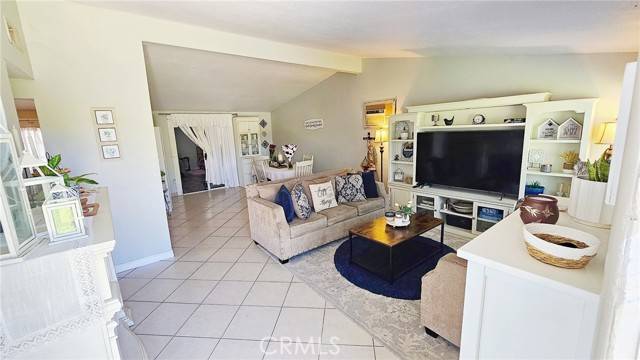 Corona, CA 92879,13440 Harlow Avenue