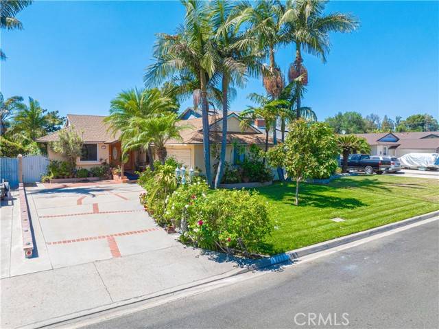 Downey, CA 90241,7438 Via Amorita