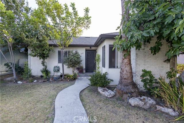 Downey, CA 90241,7508 3rd Street