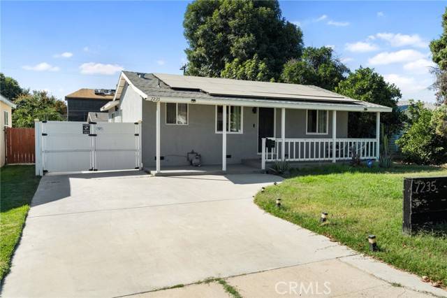 Reseda, CA 91335,7235 Yarmouth Avenue