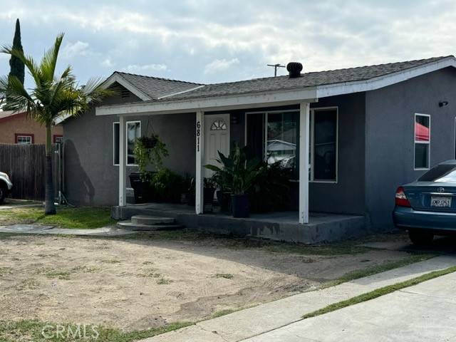 Bell Gardens, CA 90201,6809 El Selinda Avenue