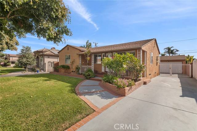 Downey, CA 90241,10534 Clancey Avenue