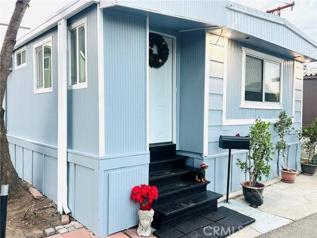 Bell, CA 90201,4874 Gage #183