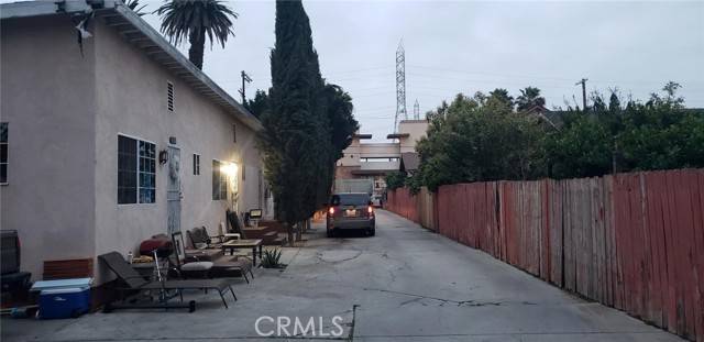 Los Angeles, CA 90002,9324 Firth Boulevard