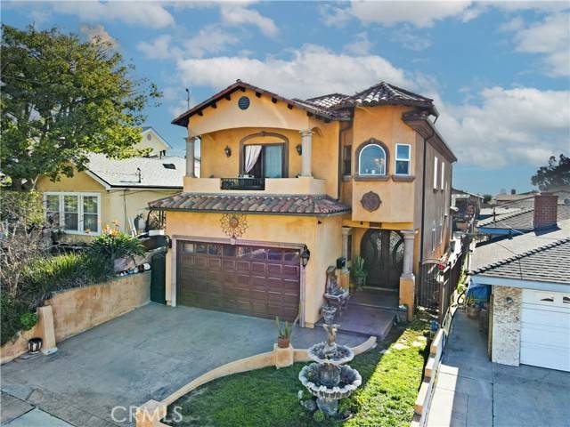 Hawthorne, CA 90250,4622 W 131st Street