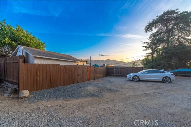 Los Angeles, CA 90042,6205 Monterey Road