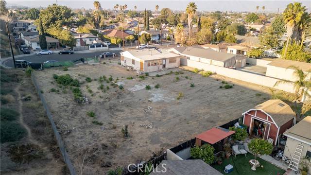 Pacoima, CA 91331,13722 Pierce Street