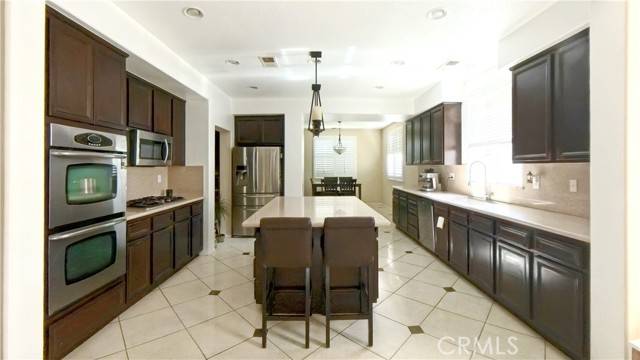 Corona, CA 92880,6304 Kaisha Street