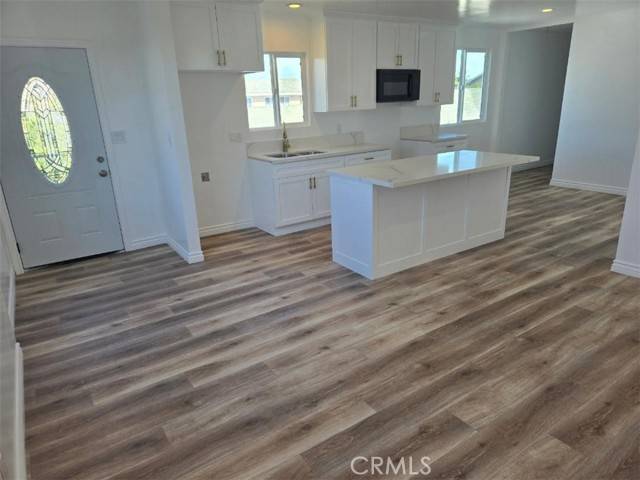 Los Angeles, CA 90023,707 Camulos Street