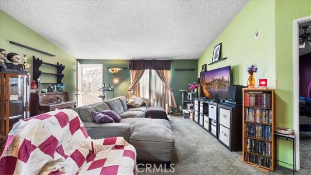 Stanton, CA 90680,10800 Dale Ave #125