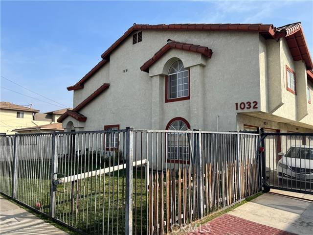 Montebello, CA 90640,1032 Carob Way #1