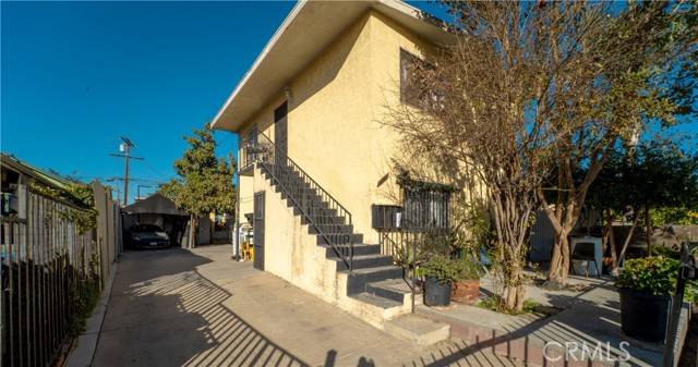 Los Angeles, CA 90001,1259 E 78th Street